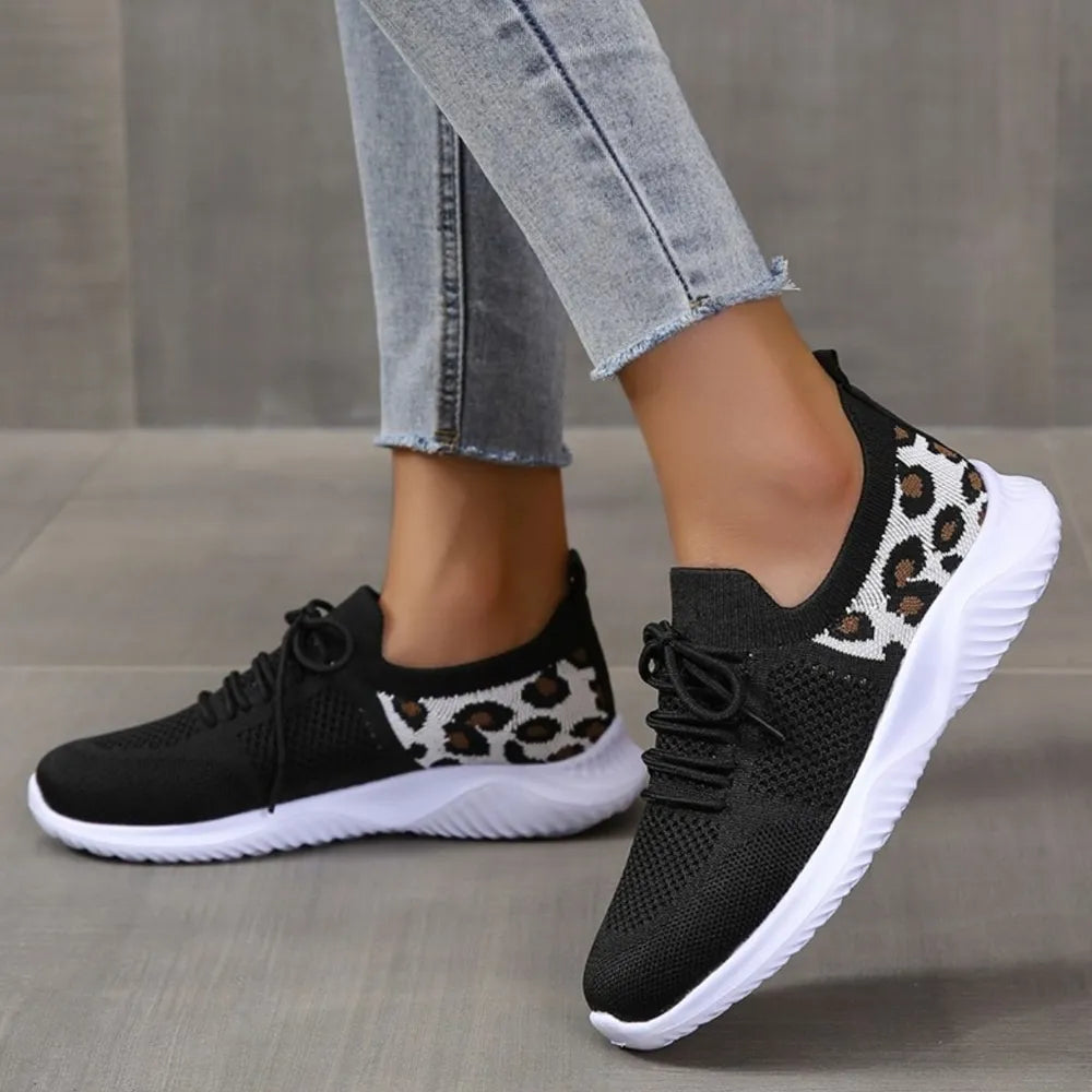 Chaussures de sport à lacets en maille imprimé léopard