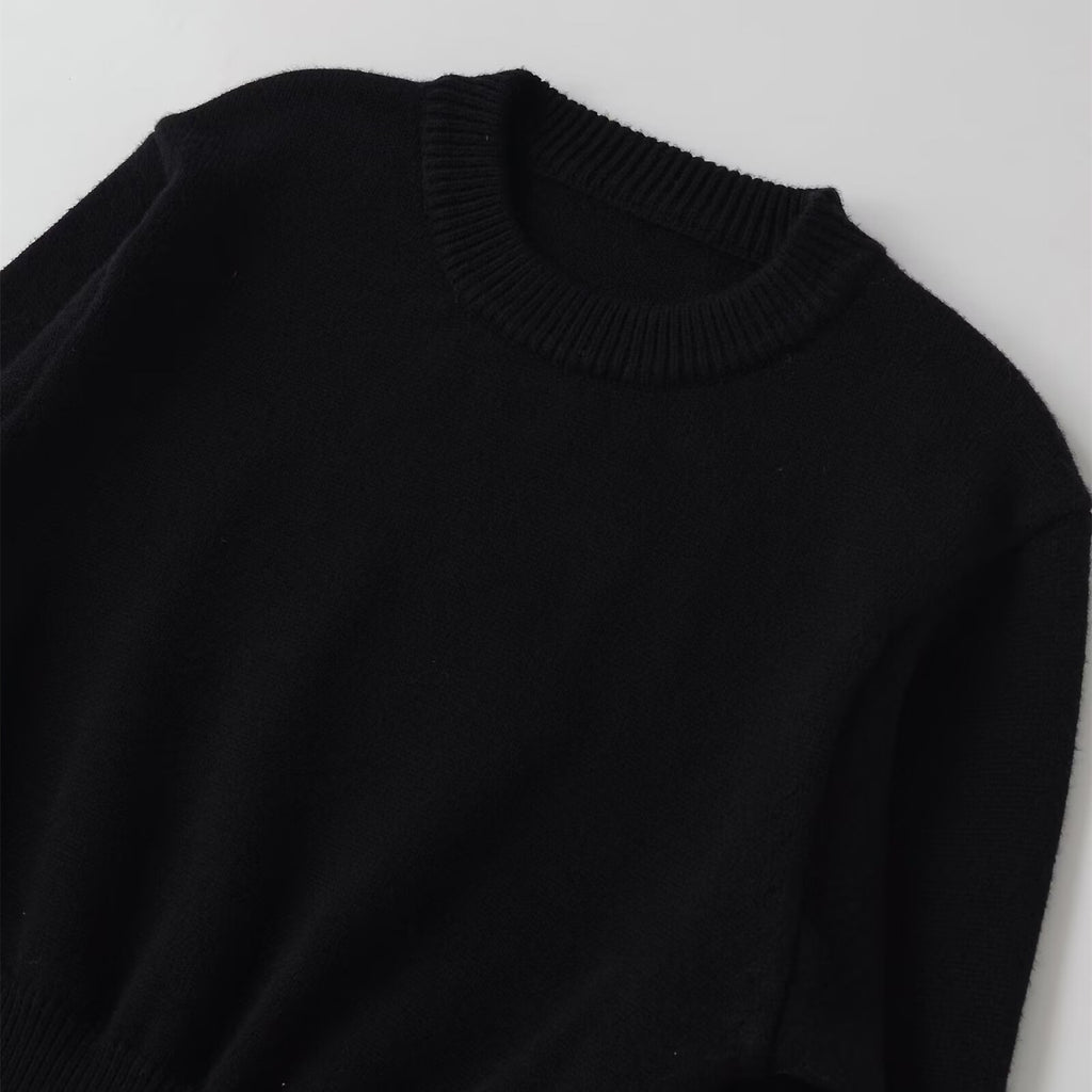 pull à col rond et manches longues tricoté