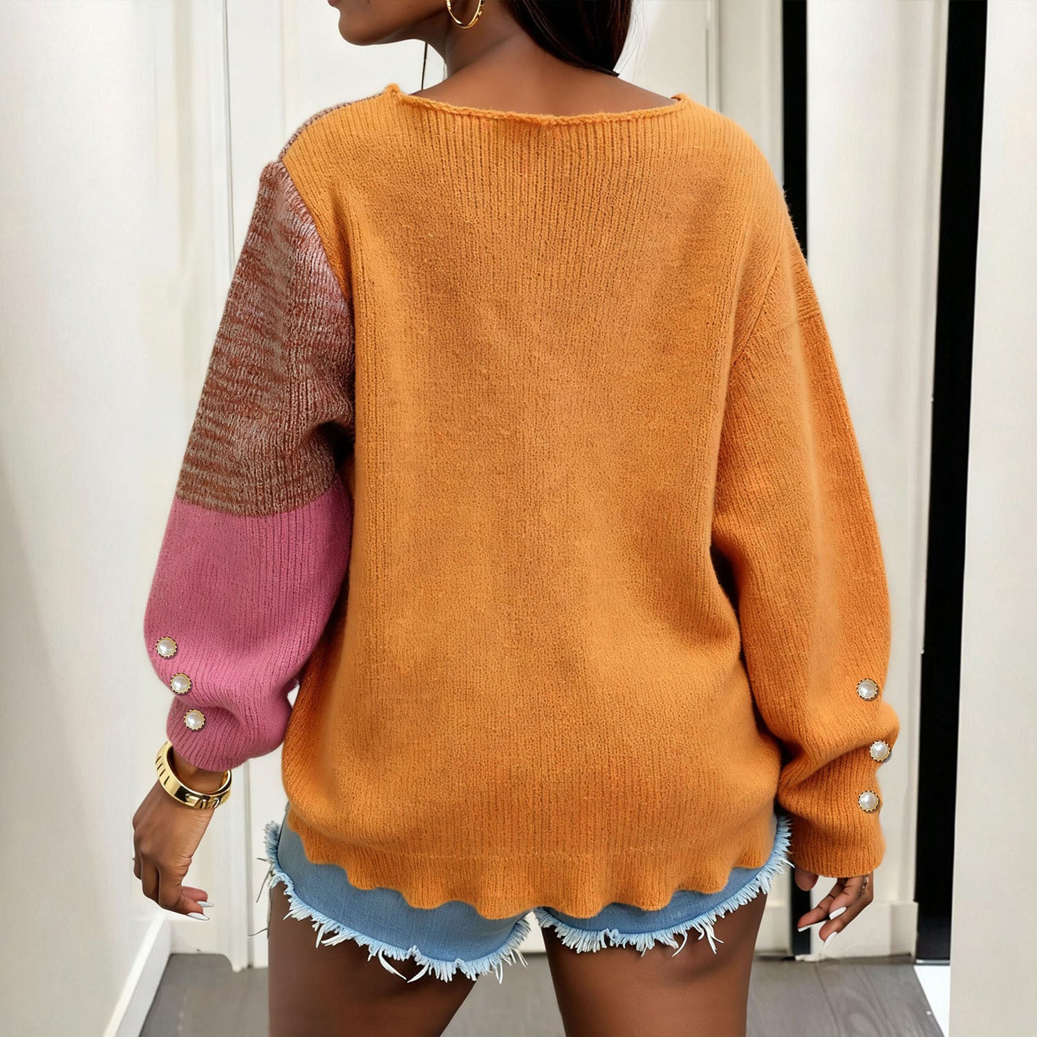 Pull à col V profond asymétrique