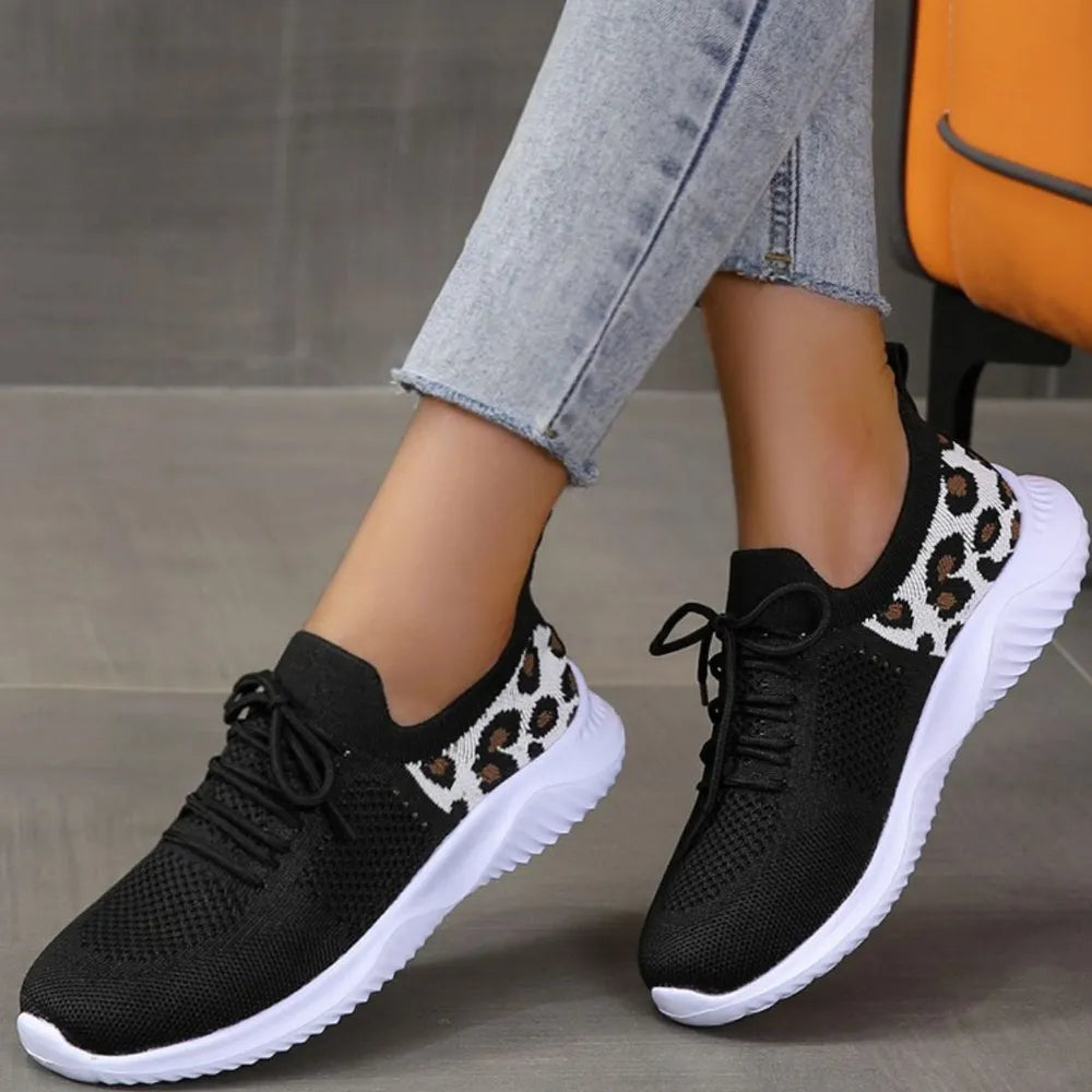Chaussures de sport à lacets en maille imprimé léopard