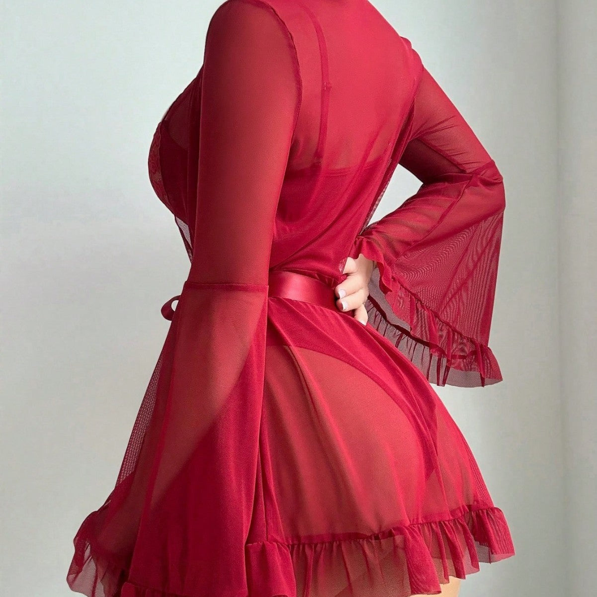 Ensemble de lingerie sexy une pièce en dentelle, manches évasées, ceinture et bas