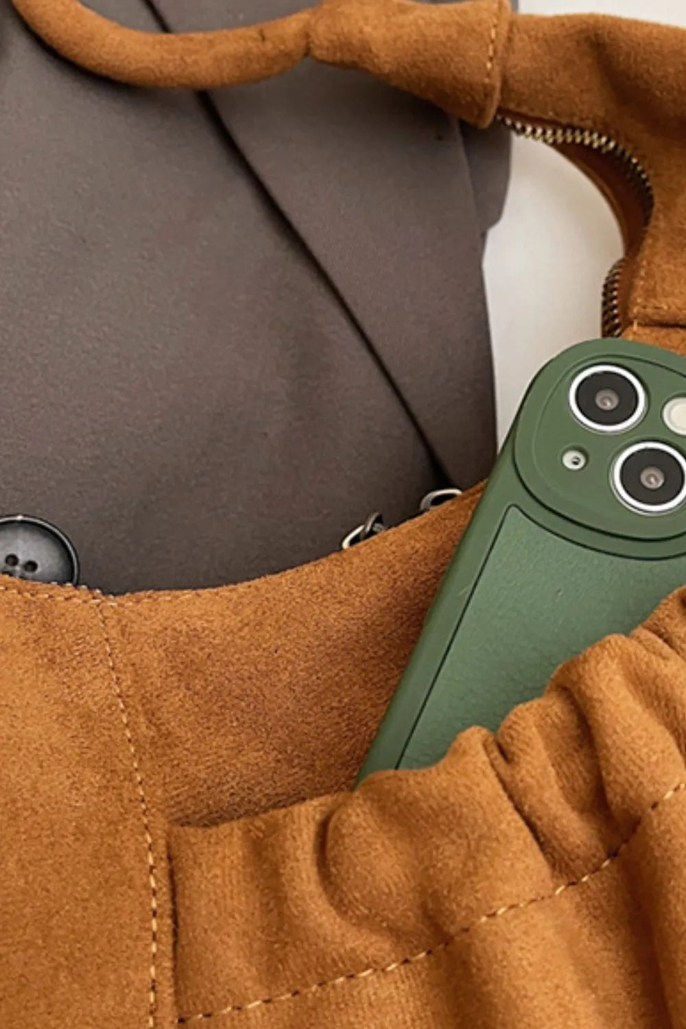 Sac à main en daim froncé avec fermeture éclair