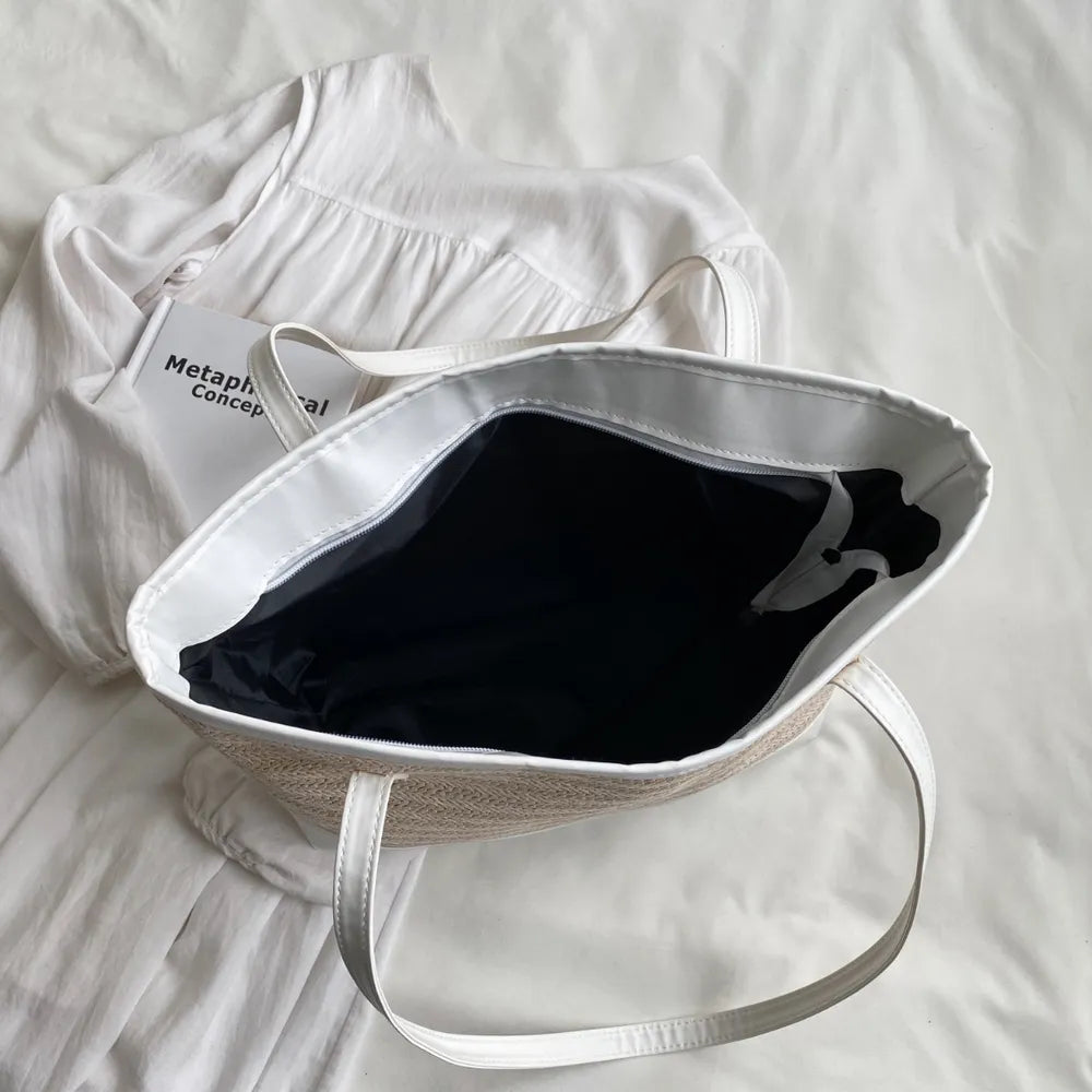 Sac cabas en paille tressée avec anses en cuir