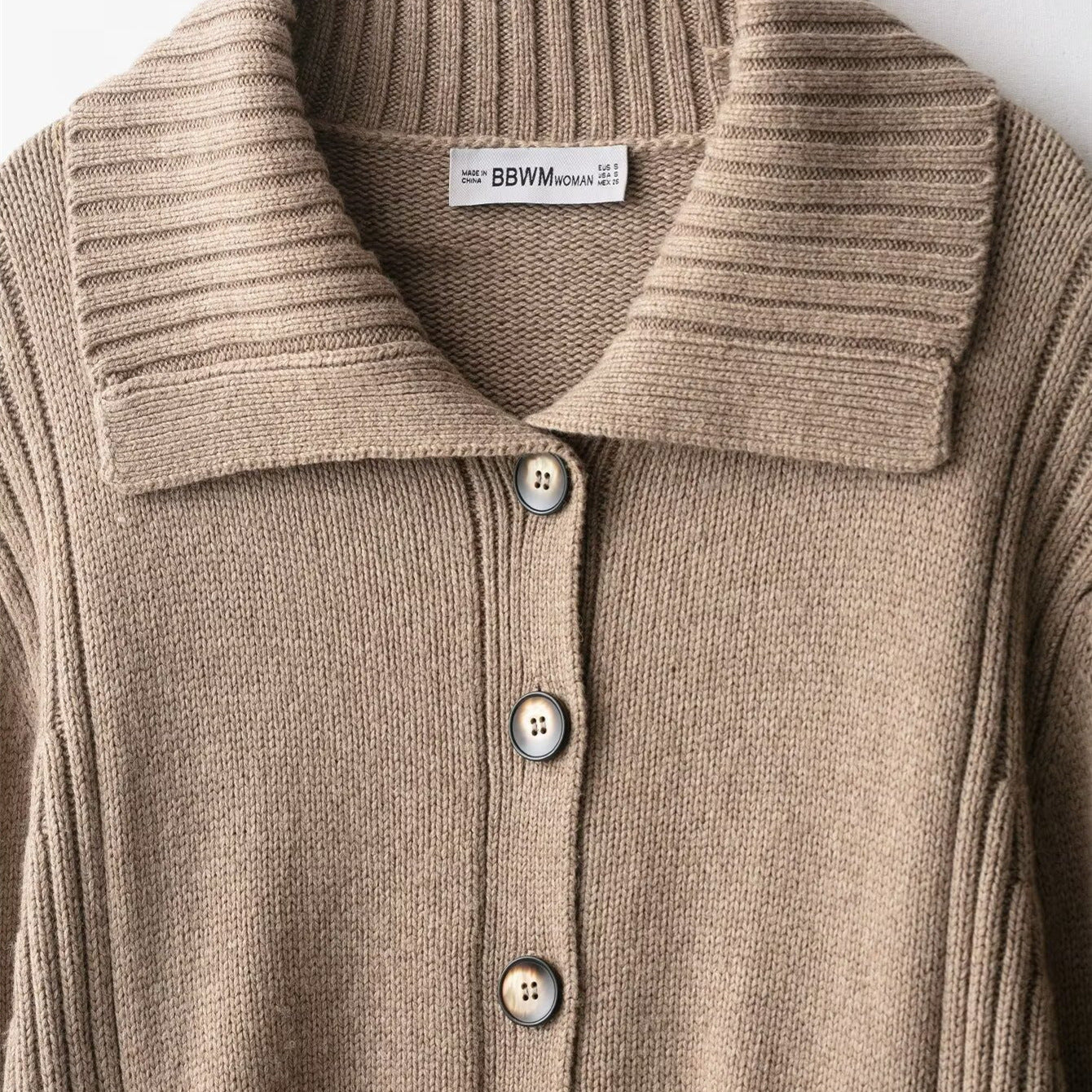 Cardigan en maille décontractée.