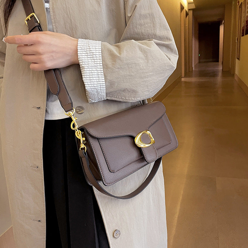 Sac bandoulière, élégant et polyvalent, tendance