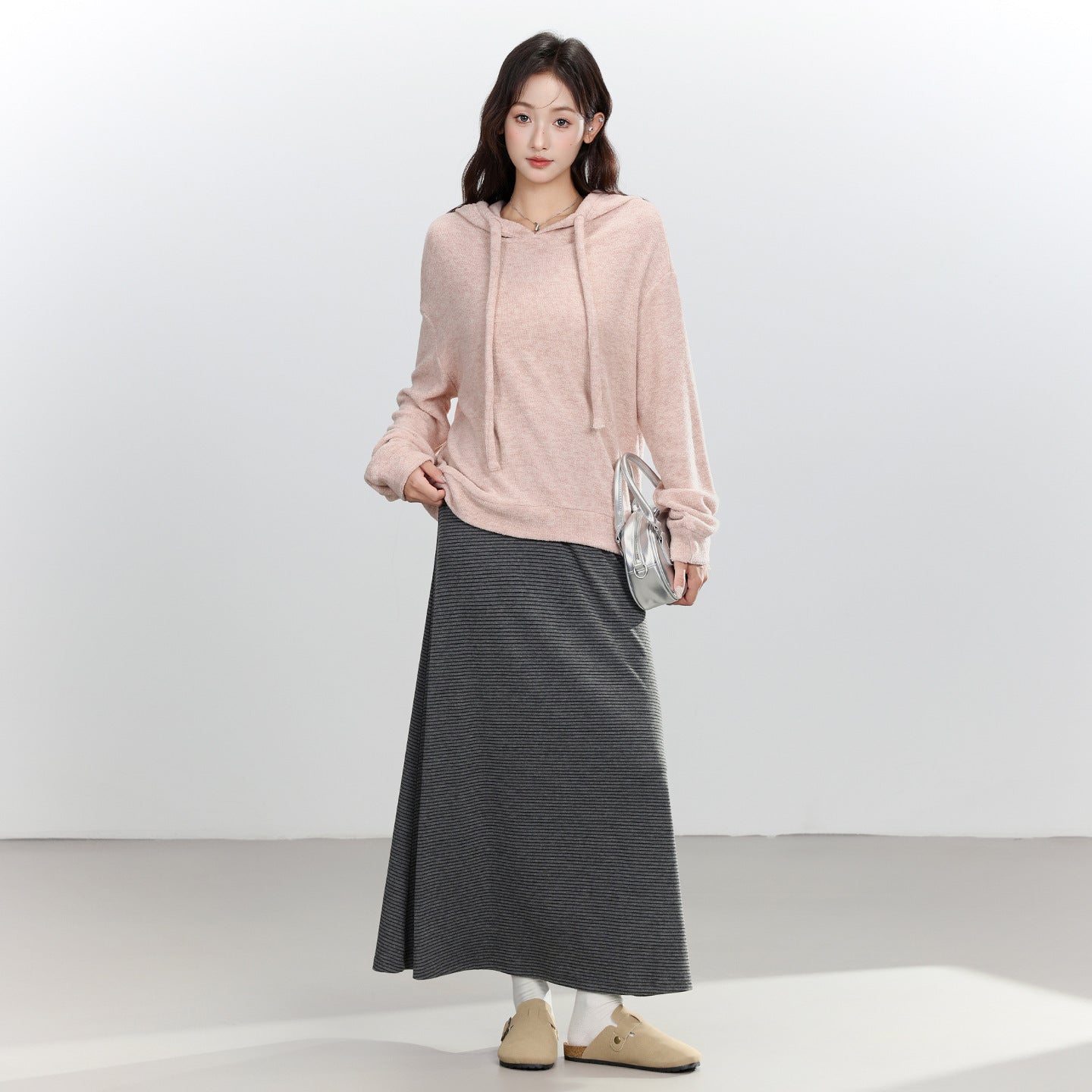 Sweat-shirt rose foncé à capuche avec cordon de serrage