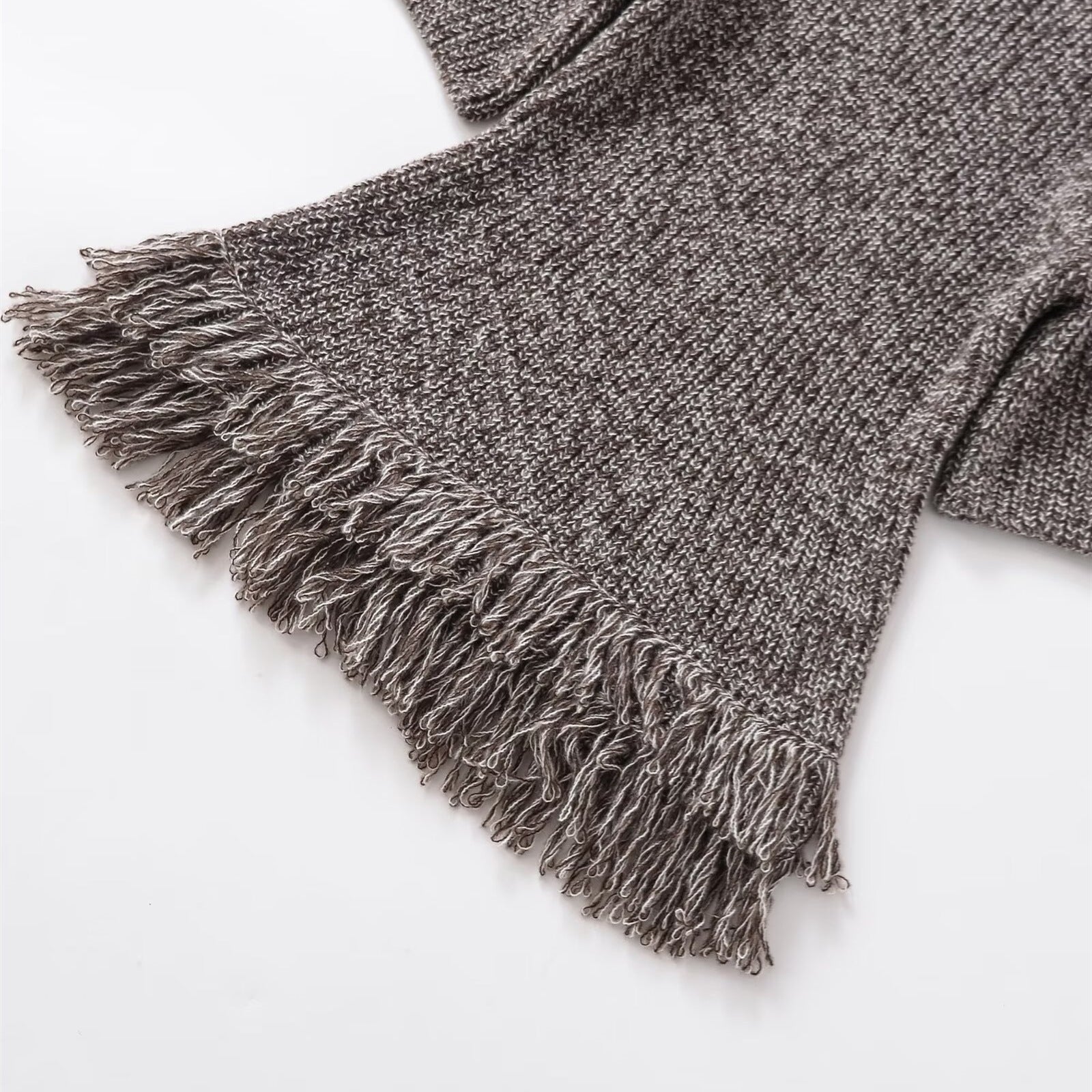 Haut à manches courtes et col rond en maille à pompons