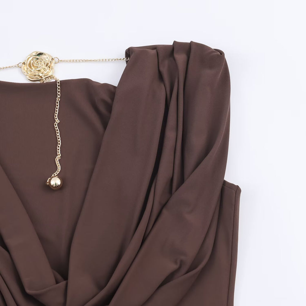 Robe longue sexy dos nu à chaînes