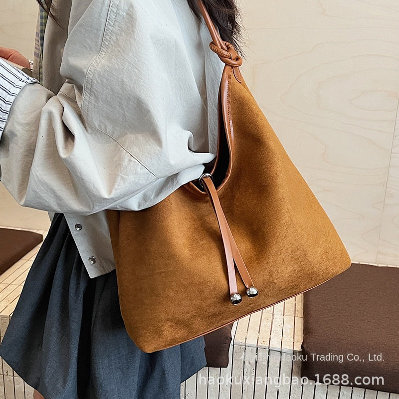 Sac bandoulière rétro, grande capacité, style décontracté pour tous les jours avec une texture premium