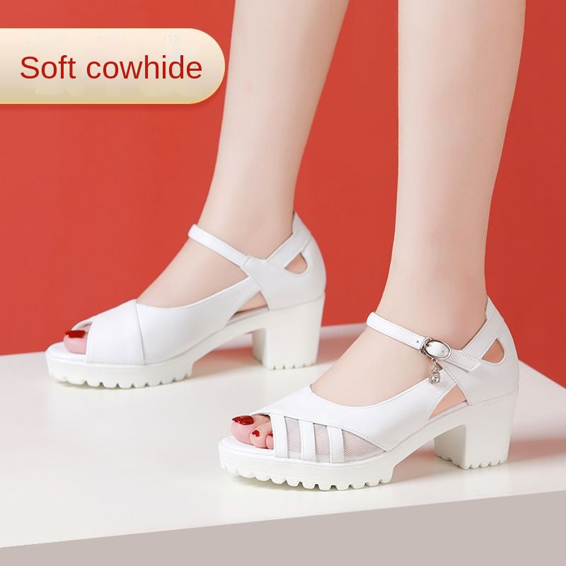 Sandales blanc ou noir  à talon bas et haut (6/8cm), en cuir véritable à l'exception du daim de vachette