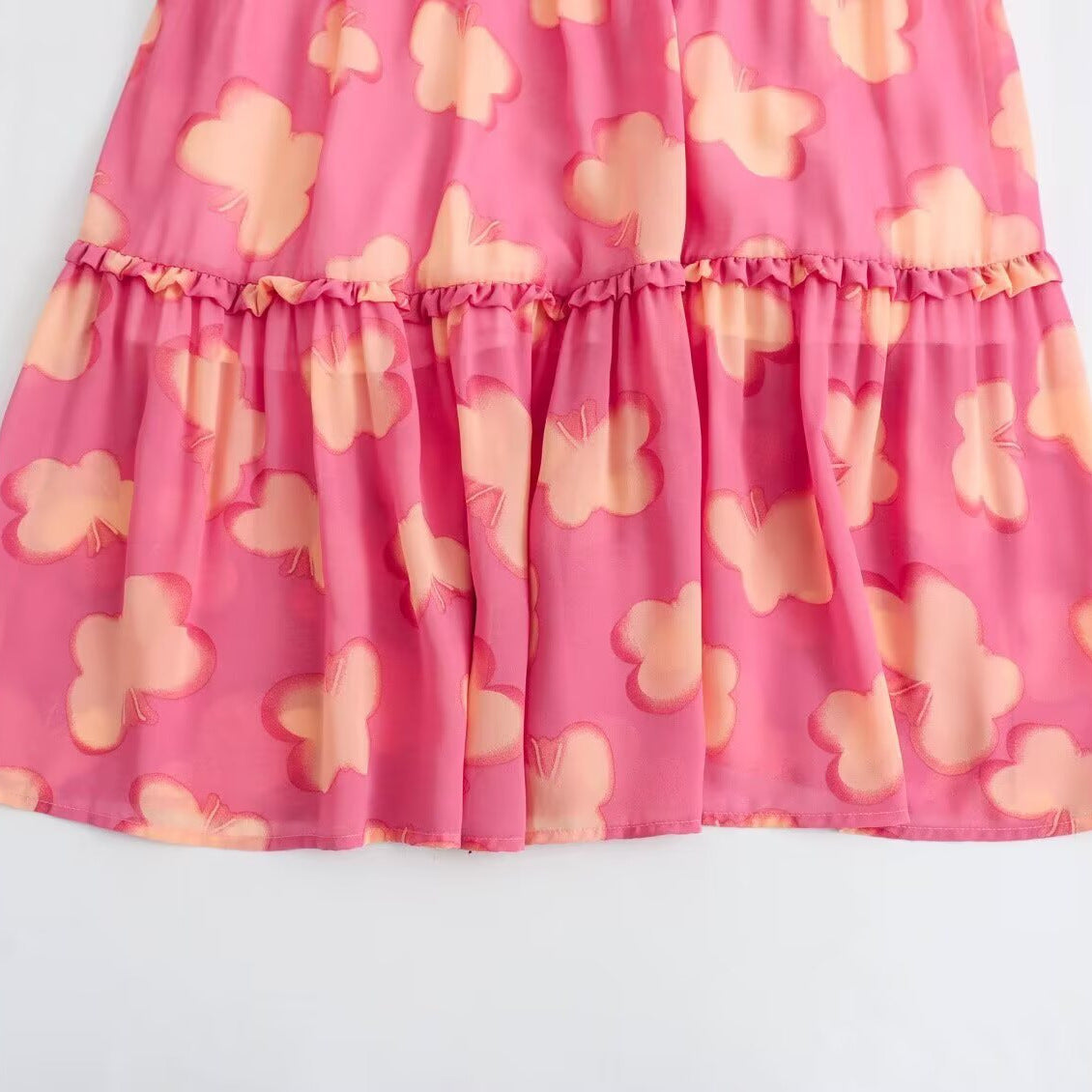 Robe bustier élégante et décontractée de style resort