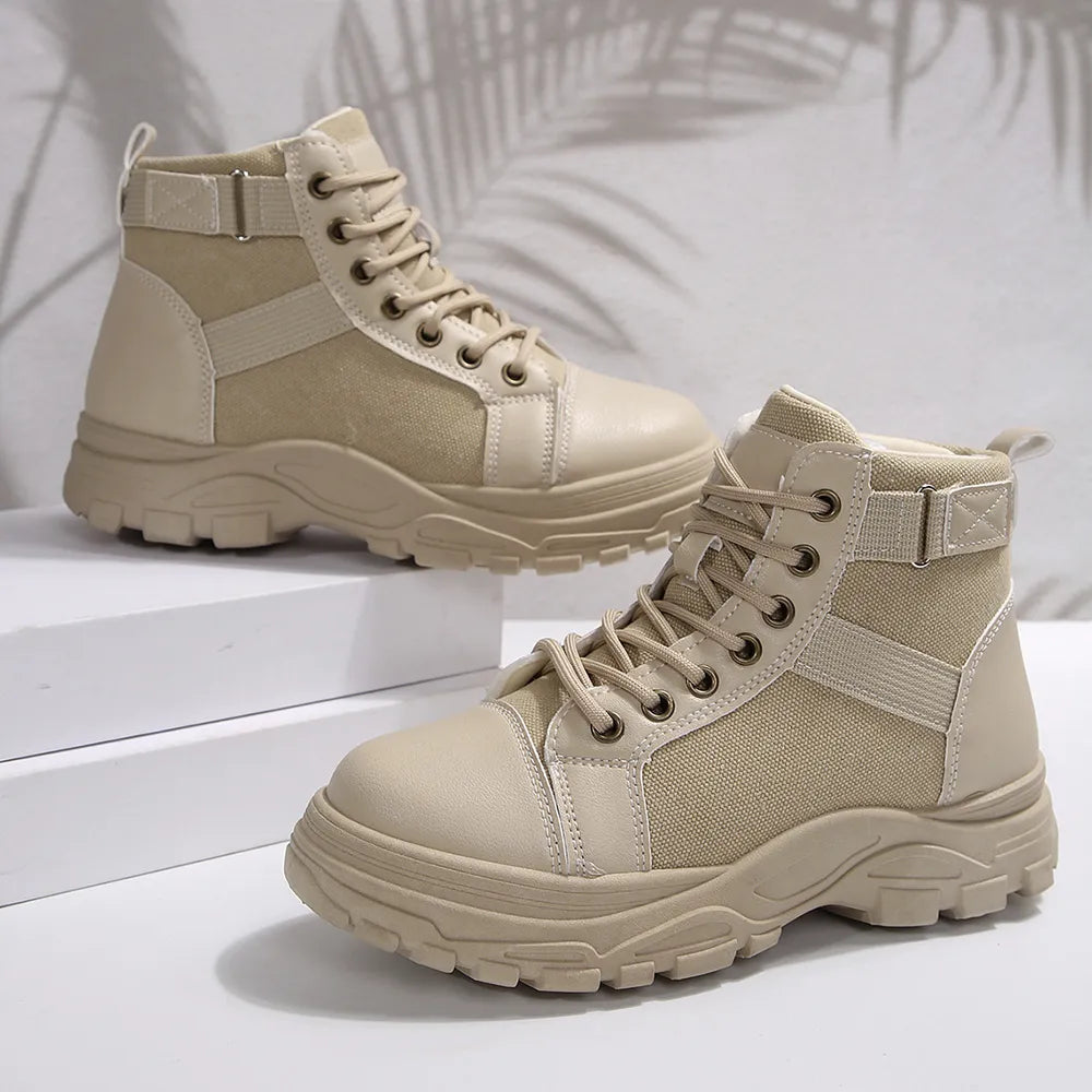 Bottes à lacets noir ou blanc, nouvelles collections