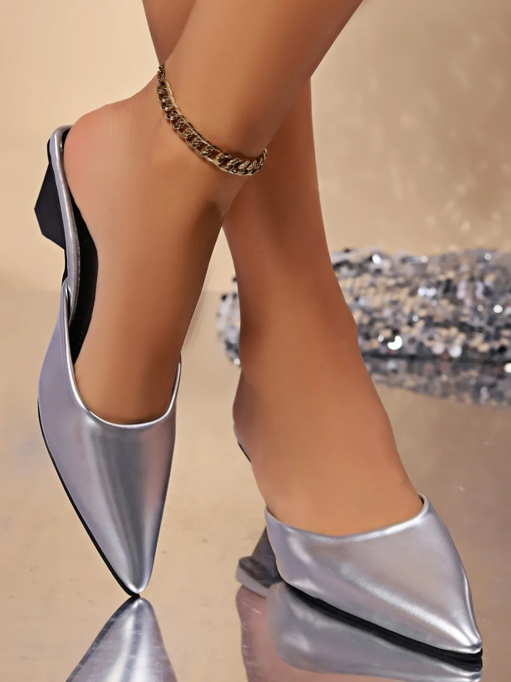 Sandales pointues en cuir PU